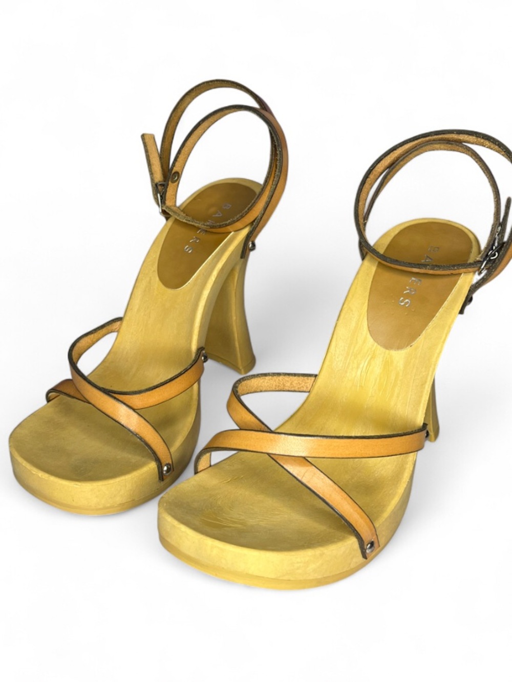 VTG Y2K BRATZ BOHO HIPPIE-CHIC BAKERS CHUNKY PLATFORM LEATHER WOOD HEEL SANDAL 9